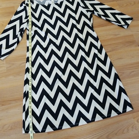 Tacera dress - Picture 8 of 8